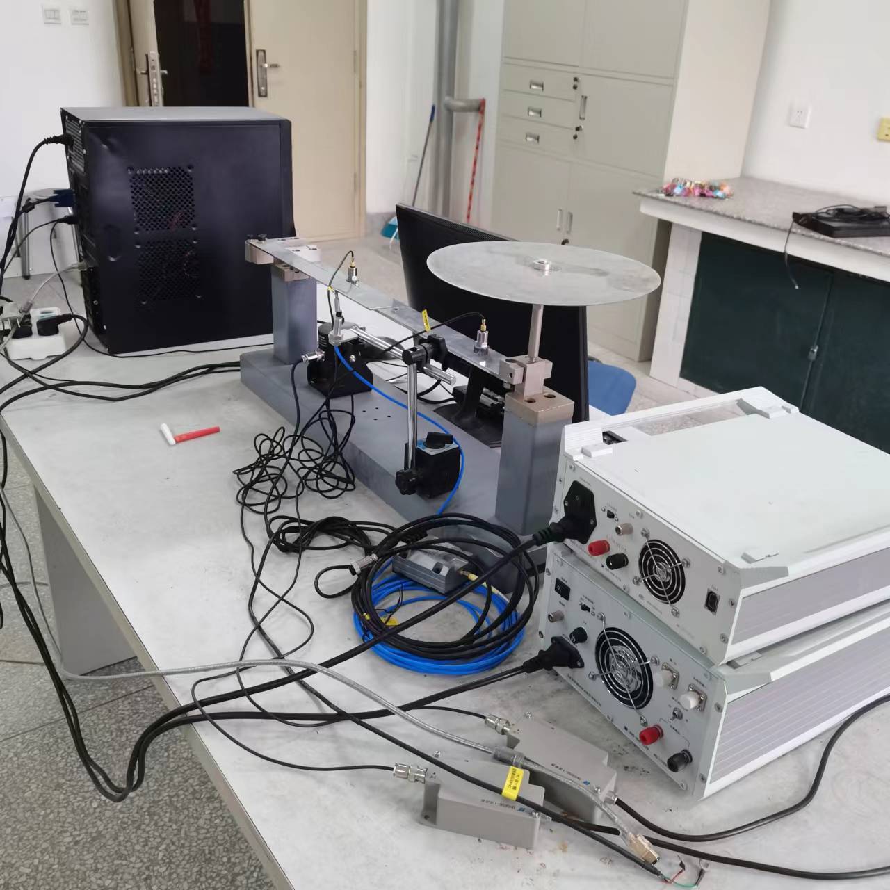 振动测试仪-土木工程国家级实验教学示范中心